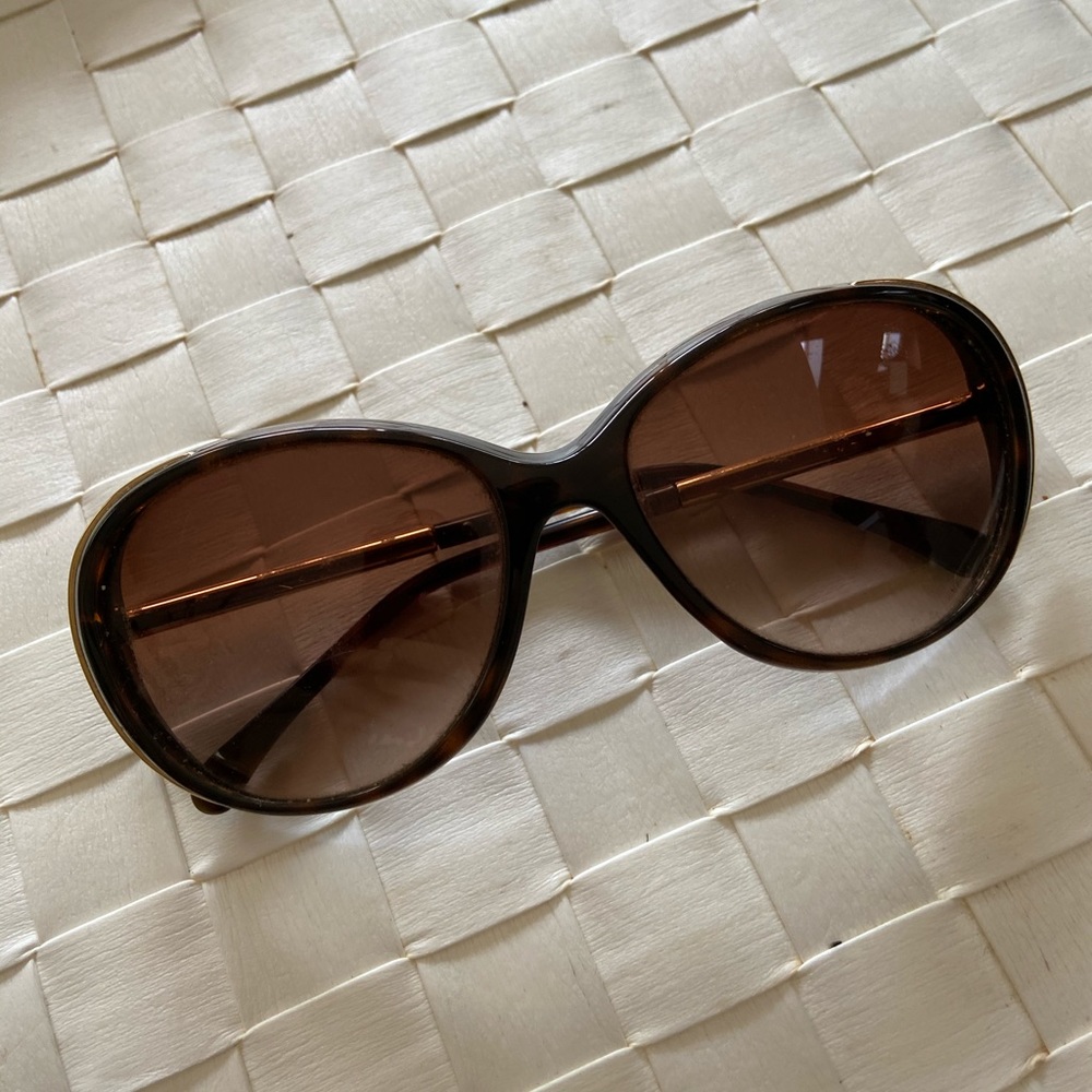 Chanel Sunglasses - Picture 5 of 8